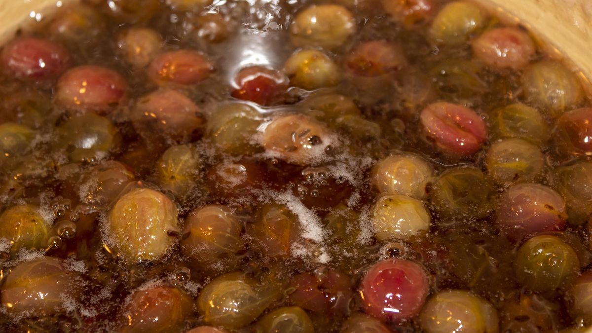 Dlaczego warto jeść agrest?