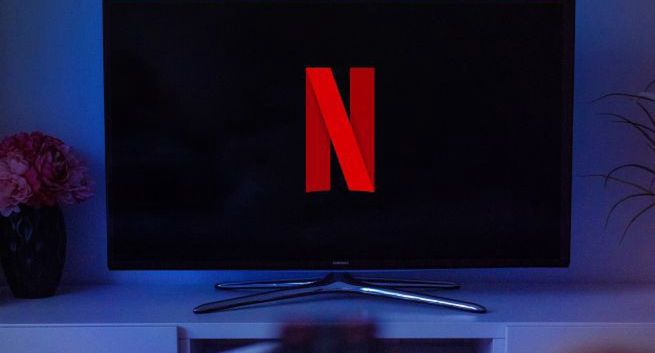 Netflix: Tańszy pakiet z reklamami może być uboższy w treści