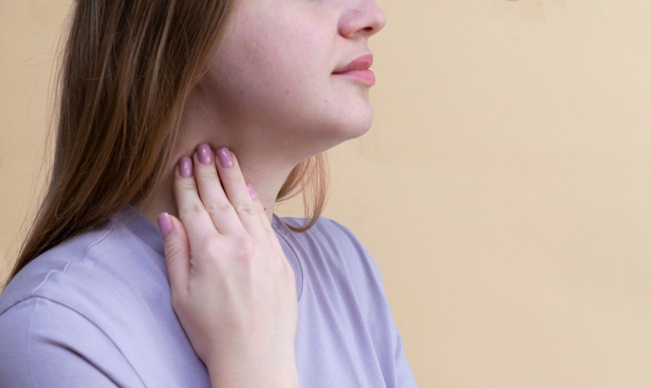 Niedoczynność tarczycy wpływa na kondycję skóry i włosów