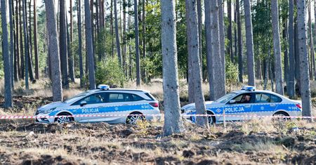 "Na ziemi metalowe odłamki". Była na miejscu tajemniczego wybuchu
