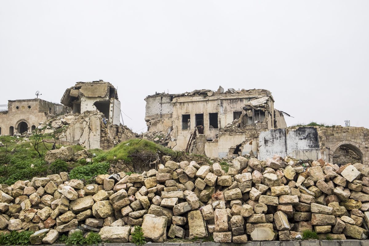 wojna syria, trzęsienie ziemi w japonii, uderzenie pioruna Działo się w nocy. Atak Izraela w Aleppo, jest wielu zabitych