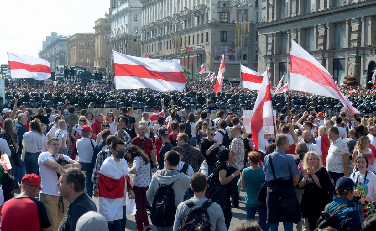 Białoruś. Marsz Pokoju i Niepodległości w Mińsku. W dniu urodzin Aleksandra Łukaszenki