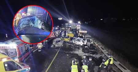 Karambol na S7. Ciała znajdowano w spalonych wrakach