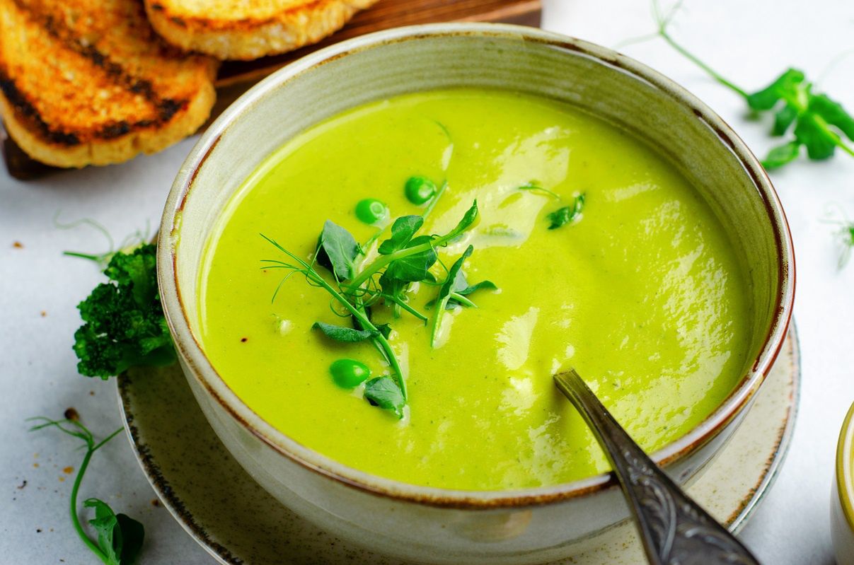 Magical soup from nothing: Just one vegetable and cheese, and the result will delight the whole family