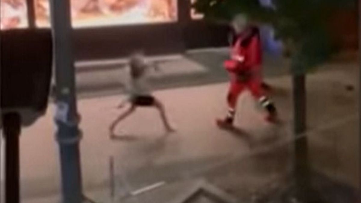 Do bójki doszło na ulicy Podgórnej w Poznaniu. Świadek zdarzenia był oburzony postawą ratowników medycznych 