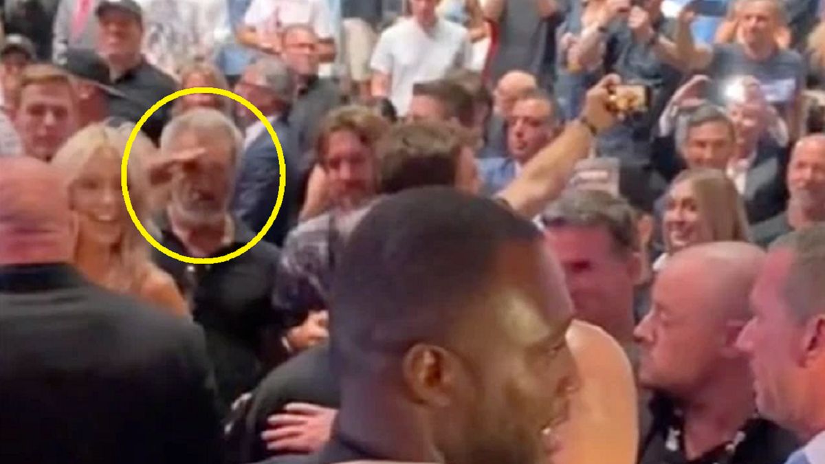 Mel Gibson salutował byłemu prezydentowi USA.