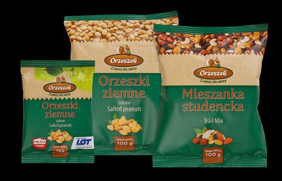 Przekąski firmy Orzeszek na pokładach samolotów PLL LOT