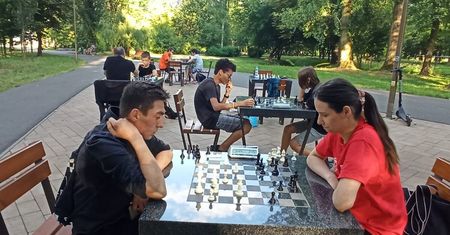 Wracają darmowe rozgrywki szachowe. Spotkania w każdy wtorek i czwartek w Parku Ludowym