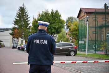 13-latka zatrzymana w Płocku. Groziła śmiercią uczniom