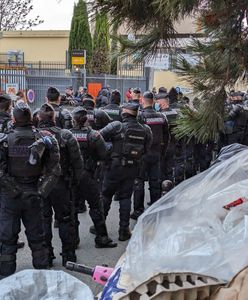Francja robi porządki przed olimpiadą. Oburzenie po "brutalnej" ewakuacji skłotu w Vitry-sur-Seine