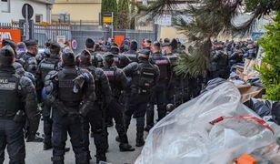 Francja robi porządki przed olimpiadą. Oburzenie po "brutalnej" ewakuacji skłotu w Vitry-sur-Seine
