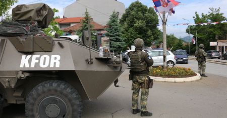 Kolejny wybuch napięcia na Bałkanach. Brytyjczycy wysyłają dodatkowe siły