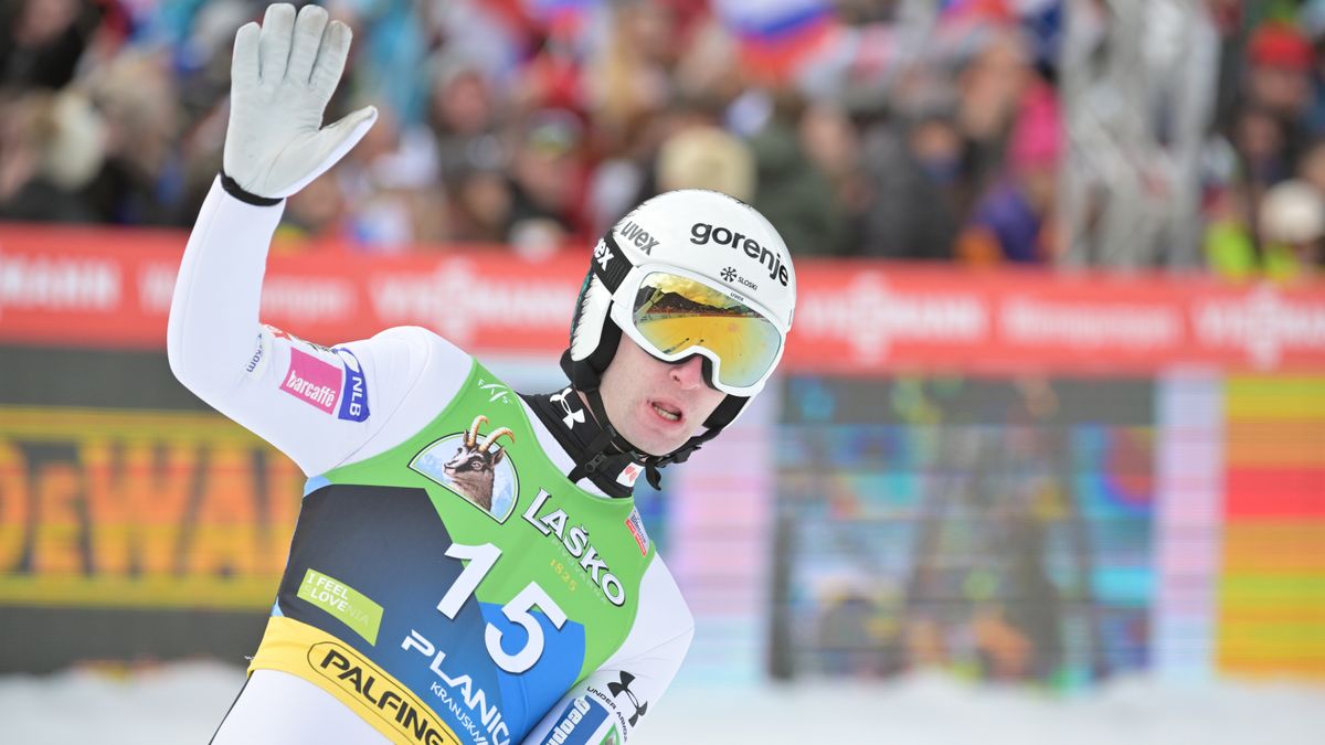 PLANICA, SLOVENIA - APRIL 02: Ziga Jelar of Slovenia competes during the Individual HS240 at the FIS World Cup Ski Flying Men Planica on April 2, 2023 in Planica, Slovenia. (Photo by Bjoern Reichert/NordicFocus/Getty Images)