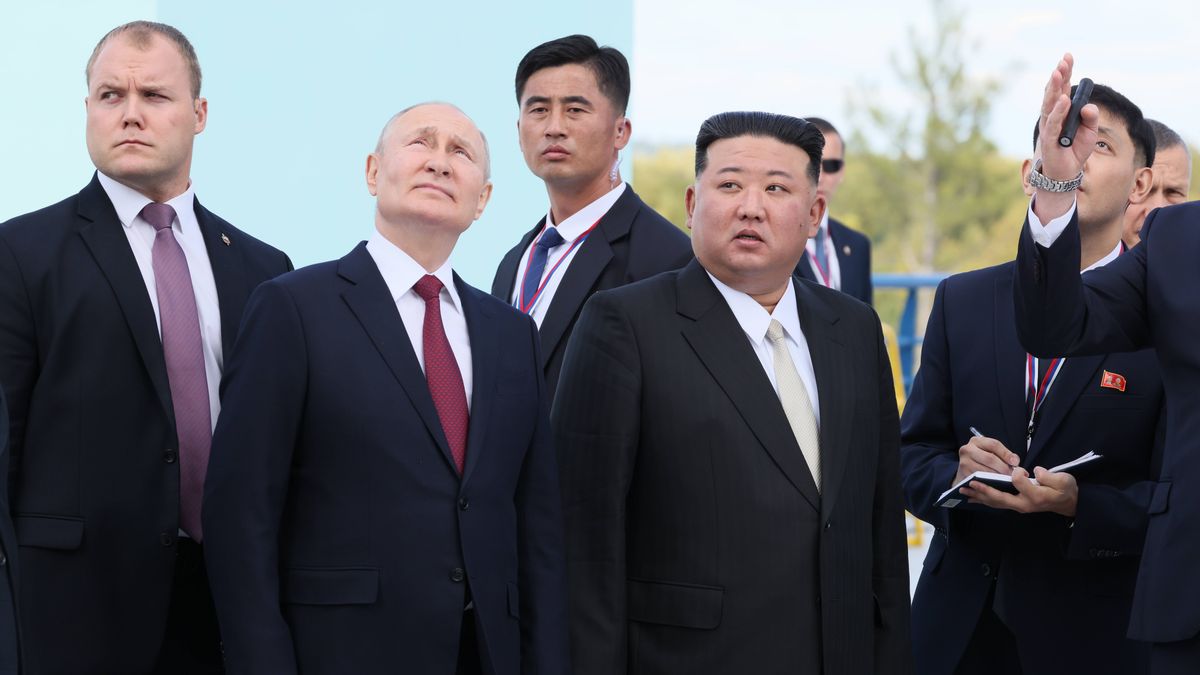 Prezydent Rosji Władimir Putin i przywódca Korej Płn Kim Dzong U
