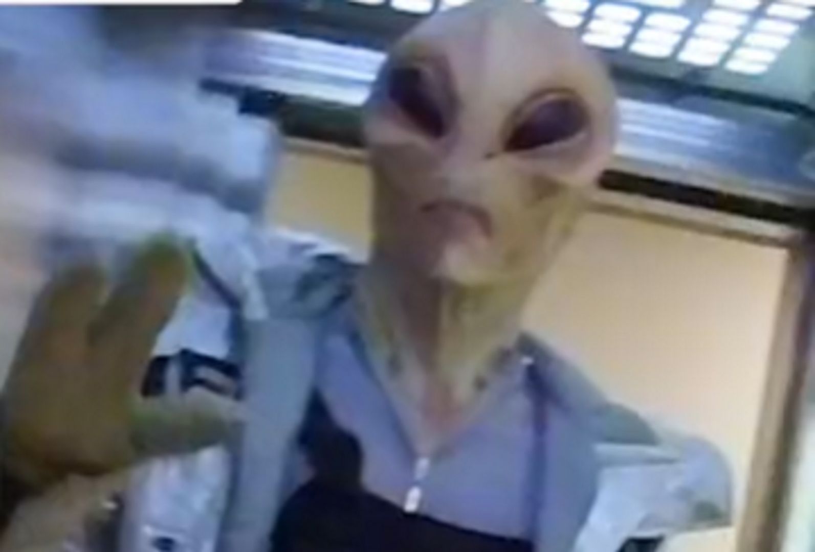 Poznański kosmita pokazał wideo z rozmowy o wigilii