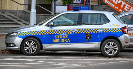 16 dni czekania na interwencję straży miejskiej. Później stało się to