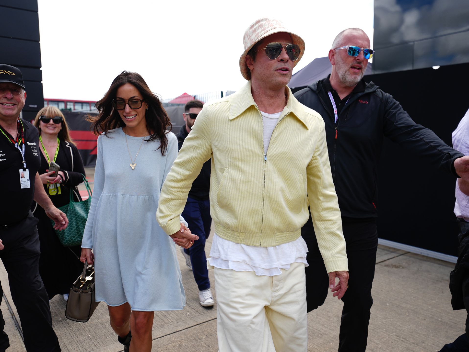 Brad Pitt z partnerką na wyścigu Formuły 1