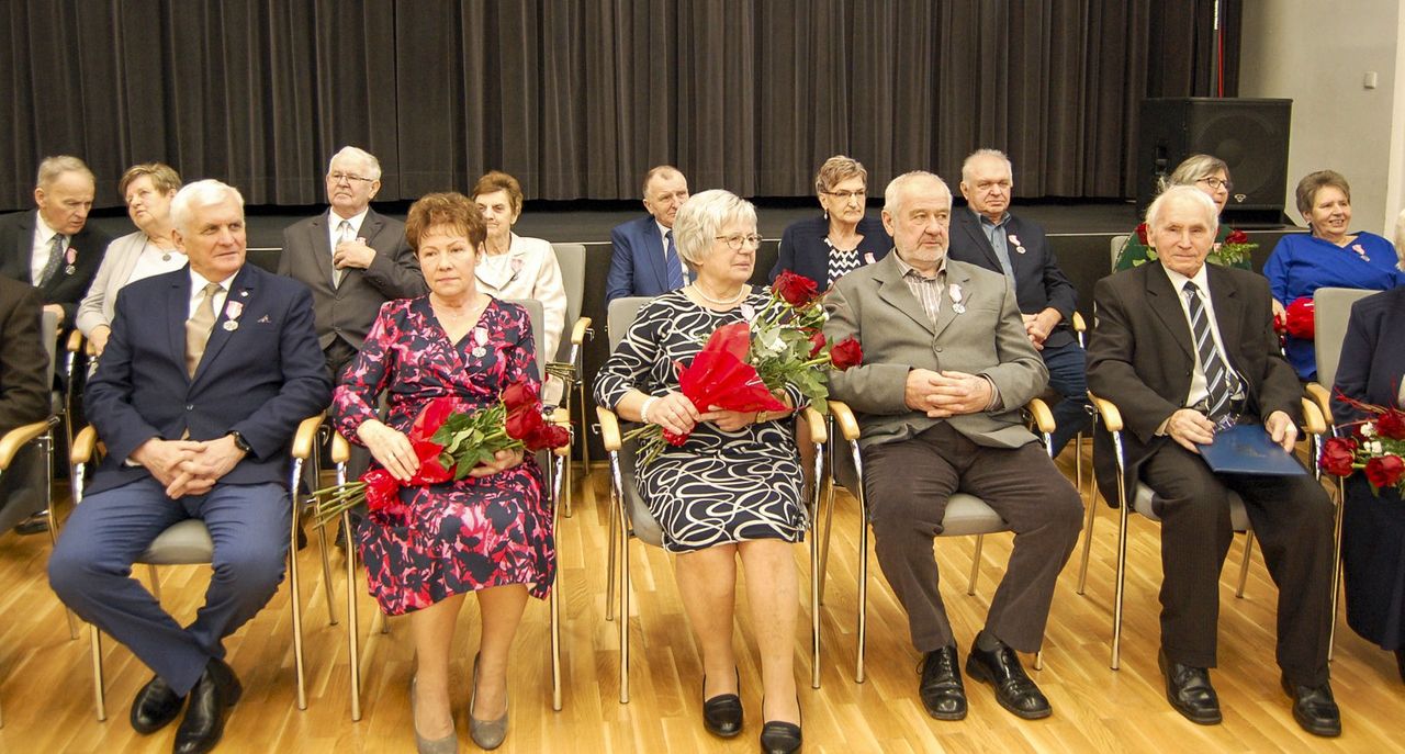 Złote i Diamentowe Gody w Kaczorach – wyjątkowe wyróżnienie dla małżeństw