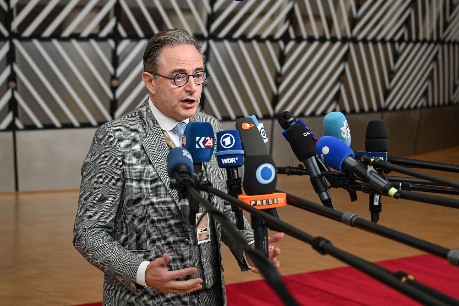wiadomości,aktualności,WP Wiadomości Premier Belgii ws. aktywów Rosji: Nie chcę być niegrzecznym chłopcem