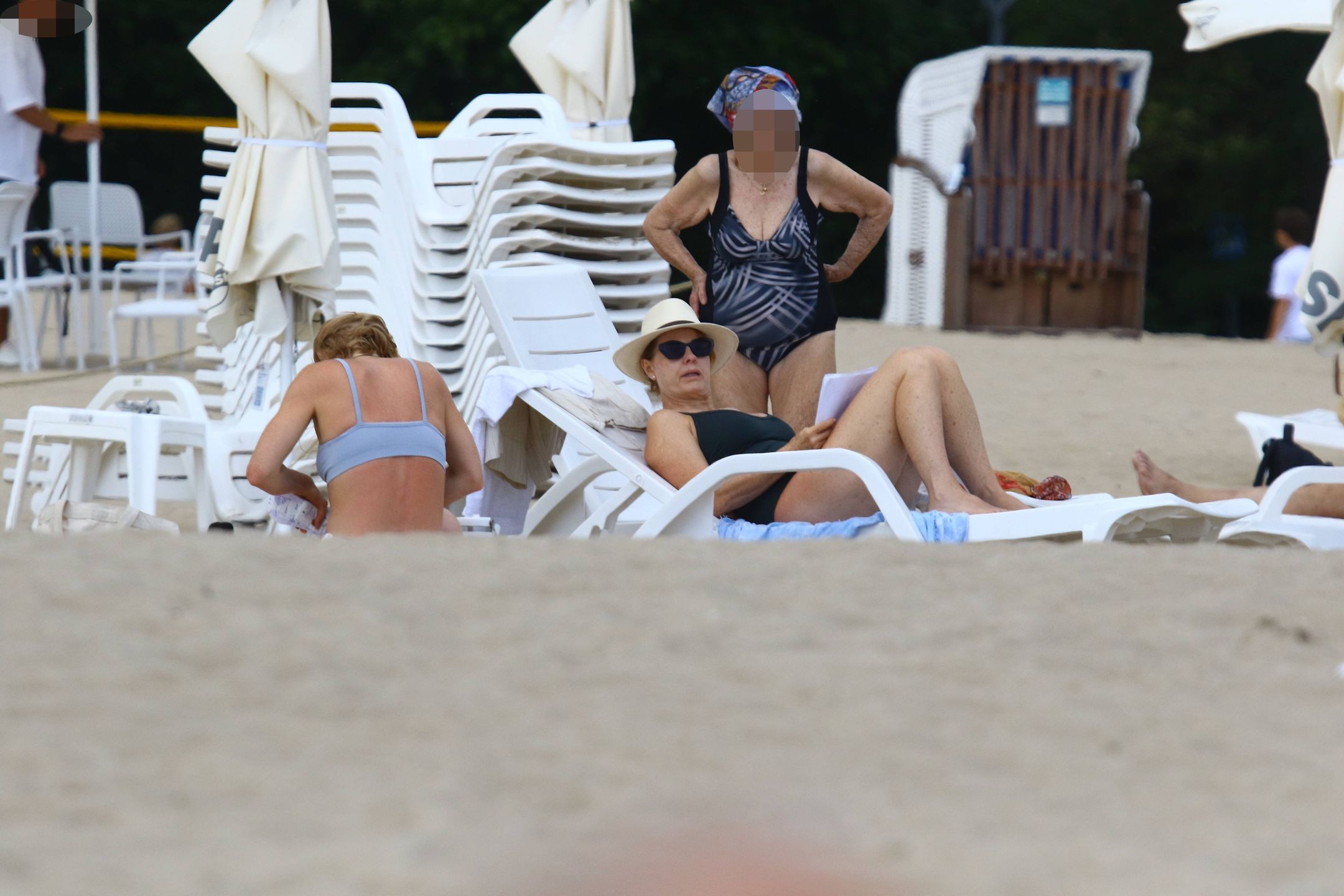 Ewa Skibińska na plaży 