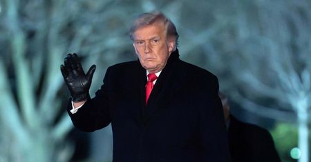 Oburzenie we Francji po słowach Trumpa. "Narzędzie szantażu"