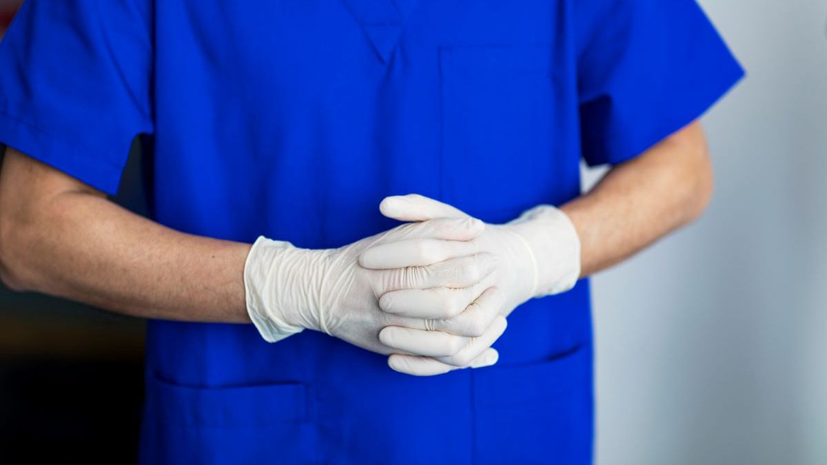 Dentysta siłą doprowadził pacjentkę do czynności seksualnej 