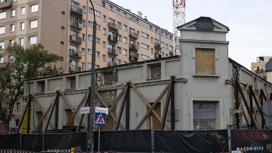 Ostatnie budynki dawnej Krowodrzy odchodzą. Powstaje tu nowoczesny apartamentowiec