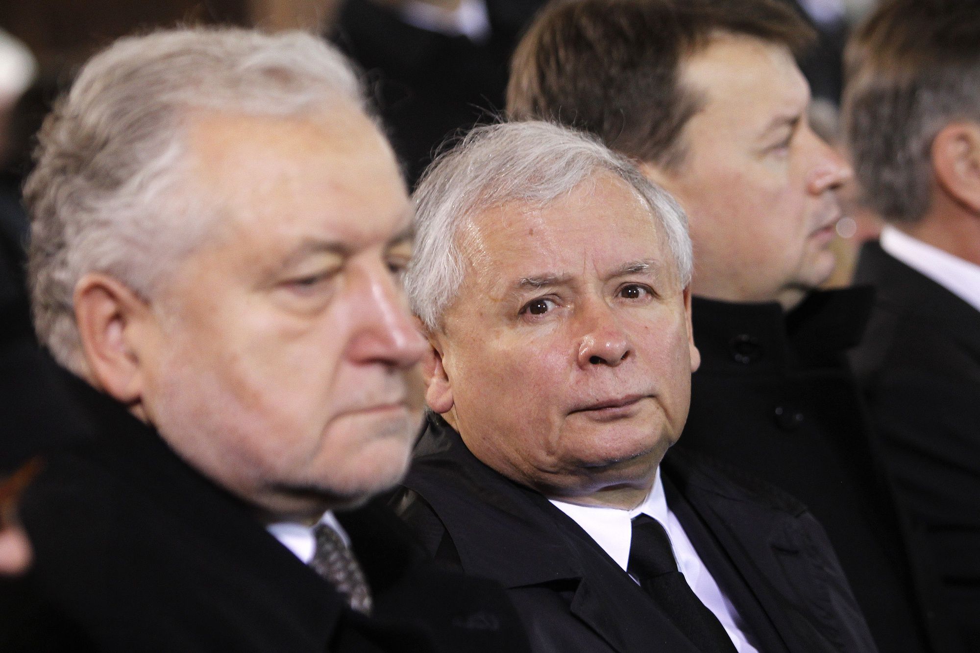 Jarosław Kaczyński w otoczeniu zaufanych współpracowników