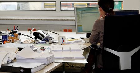 Główny powód zwolnień pracowników. Badanie na grupie 40 tys. firm