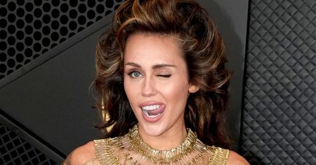 Narkotyki, zdrady, wulgarne gesty. Miley Cyrus ma niejeden skandal na swoim koncie