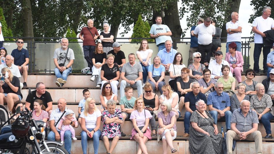 Wesele w stylu PRL w Książu Wielkopolskim. To była fantastyczna zabawa w ksiąskim amfiteatrze [zdjęcia cz. 2]