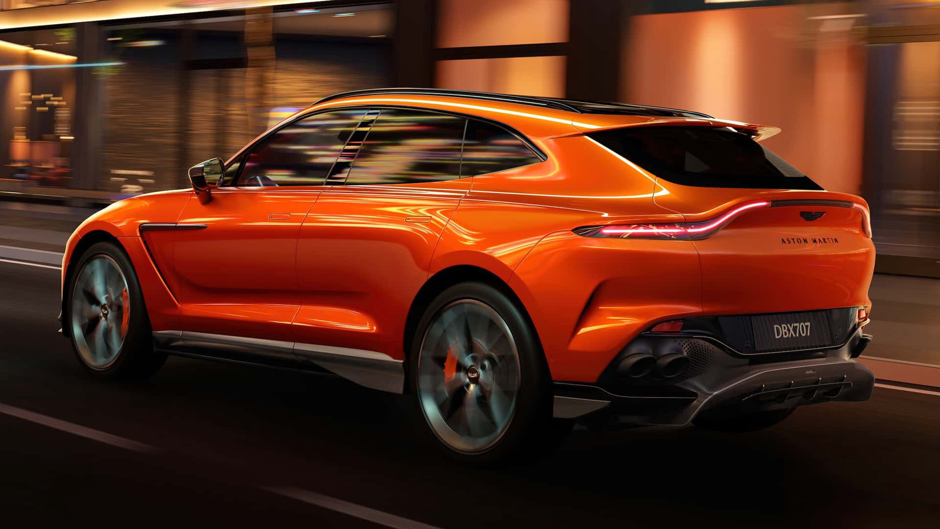 Aston Martin DBX707