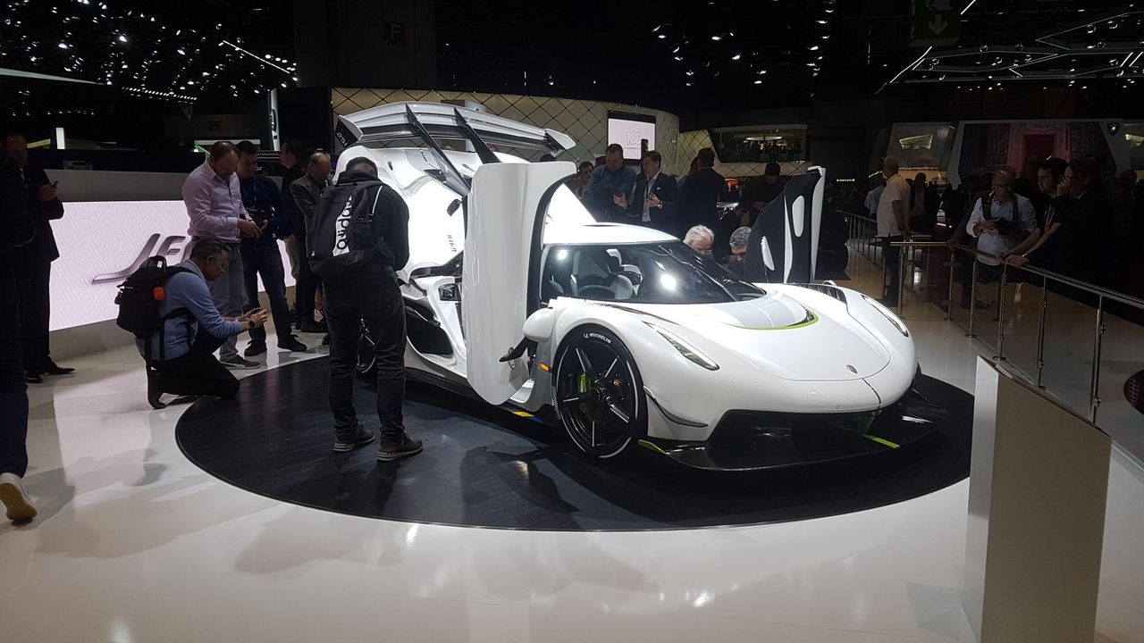 Koenigsegg Jesko to następca Agery