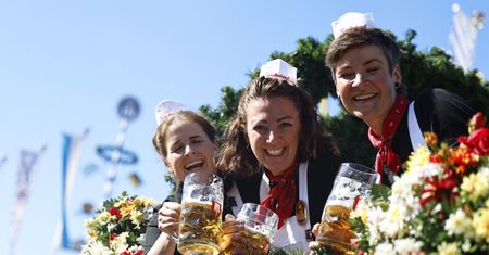 Ruszył Oktoberfest. Tyle trzeba zapłacić za piwo