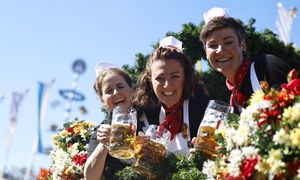 Ruszył Oktoberfest. Tyle trzeba zapłacić za piwo