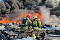 Ogromny pożar w Lęborku. Pali się złomowiec