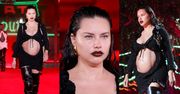 Ciężarna Adriana Lima demonstruje umięśniony brzuszek na pokazie zniesławionego Alexandra Wanga (ZDJĘCIA)