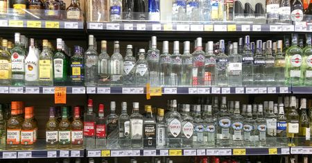 Ile alkoholu sprzedają stacje benzynowe? Duża sieć zabrała głos