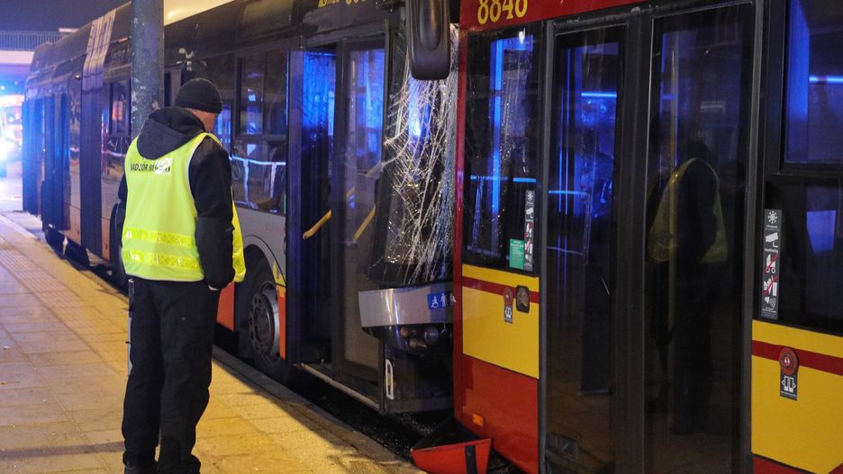 Zderzenie autobusów. Są wyniki badań krwi kierowców