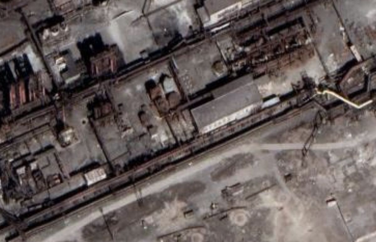 Na Google Maps zobaczyć można, dzięki zdjęciom satelitarnym Maxar Technologies, obraz rozpaczy w zniszczonym przez Rosjan Mariupolu