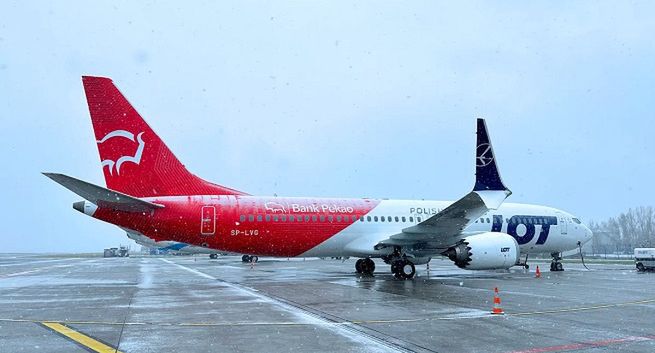 Boeing 737 MAX 8 w barwach Pekao. To wizytówka strategicznej współpracy PLL LOT i Banku Pekao S.A.