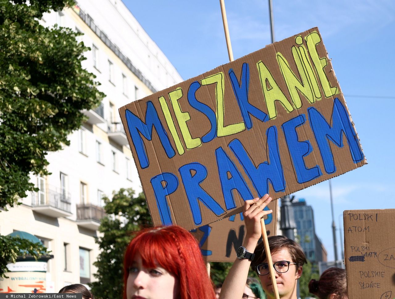 Rodzin na swoim przybywa. To mit, że Polaków nie stać na mieszkania? [ANALIZA]