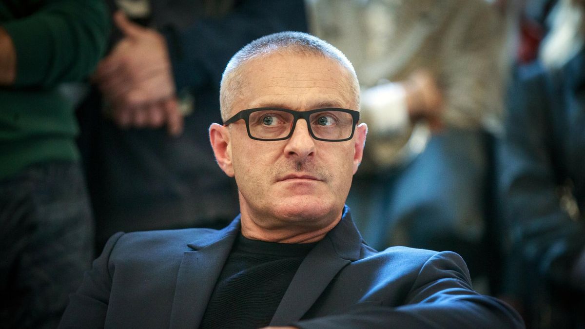 Jacek Poniedziałek musiał przytyć do nowej roli. Na zdjęciach ciężko go poznać