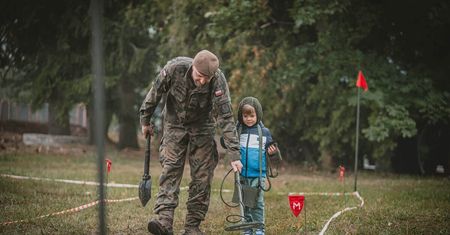 Pokazy broni, saperzy i konie. Ponad 5 tys. osób na pikniku 2 LBOT w Lublinie | ZDJĘCIA