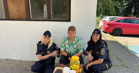 Fabian sprzedawał lemoniadę. Nietypowa interwencja. Dotarliśmy do strażników