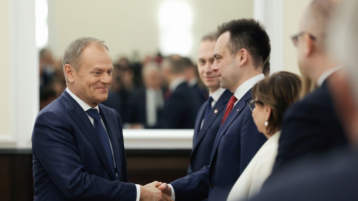 Posiedzenie rządu, na zdjęciu premier Donald Tusk i minister finansów Andrzej Domański