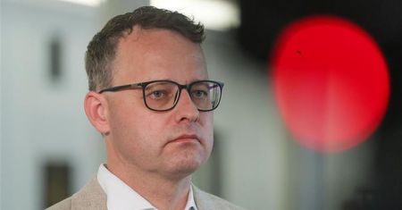 Co dalej z Romanowskim? Węgrzy odebrali nakaz. Mają 60 dni