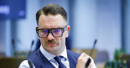 Poseł PiS wstąpił do zakonu. Niecodzienny strój