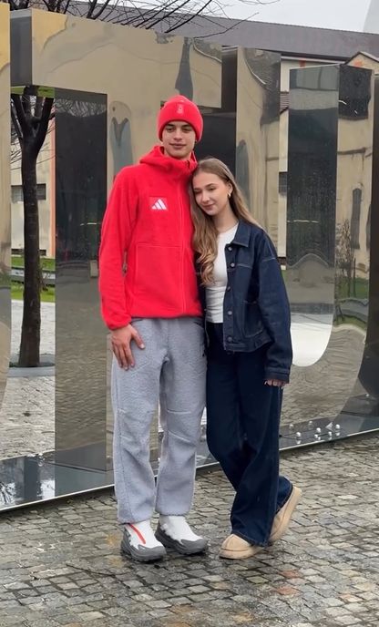 Władimir Semirunnij z dziewczyną