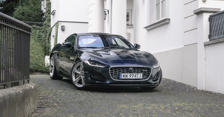 Test: Jaguar F-Type z dwulitrowym silnikiem - kupując oczami